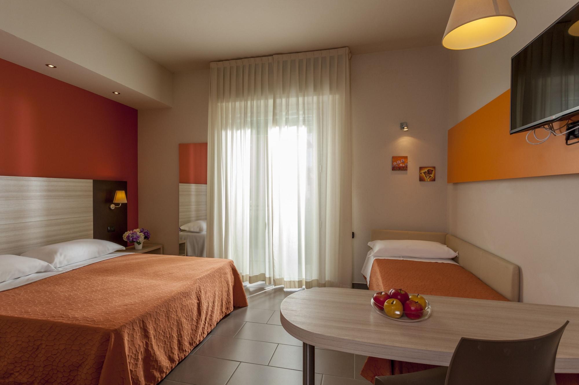 Hotel Aurora Mare Rimini Buitenkant foto