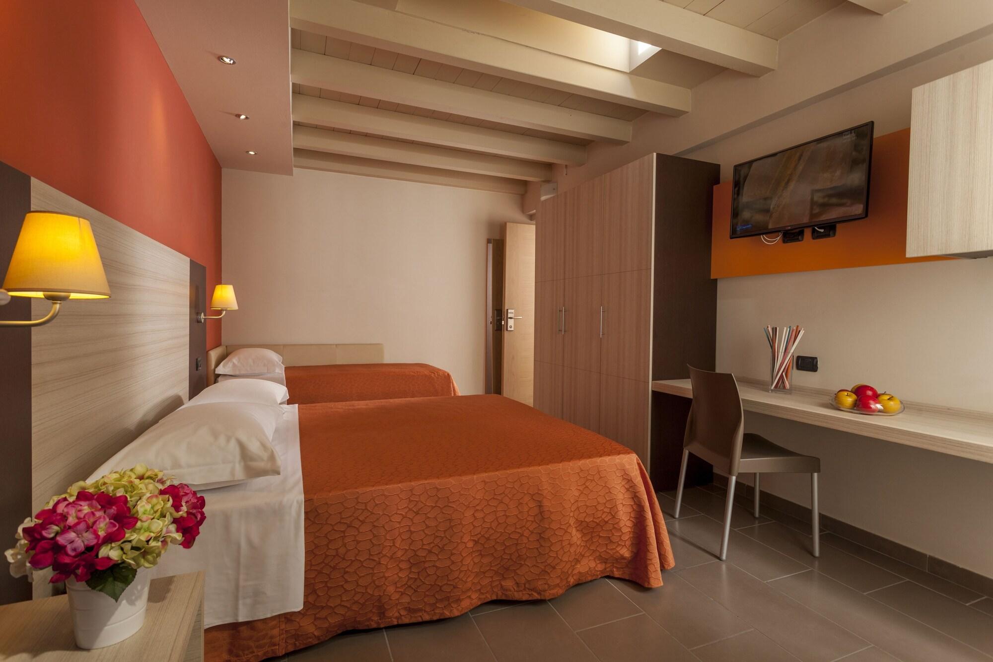 Hotel Aurora Mare Rimini Buitenkant foto