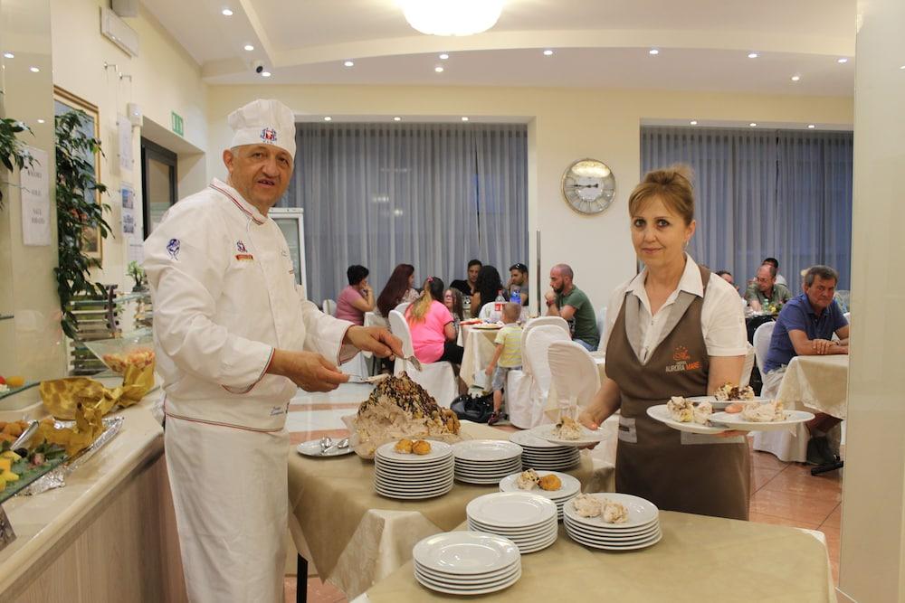 Hotel Aurora Mare Rimini Buitenkant foto